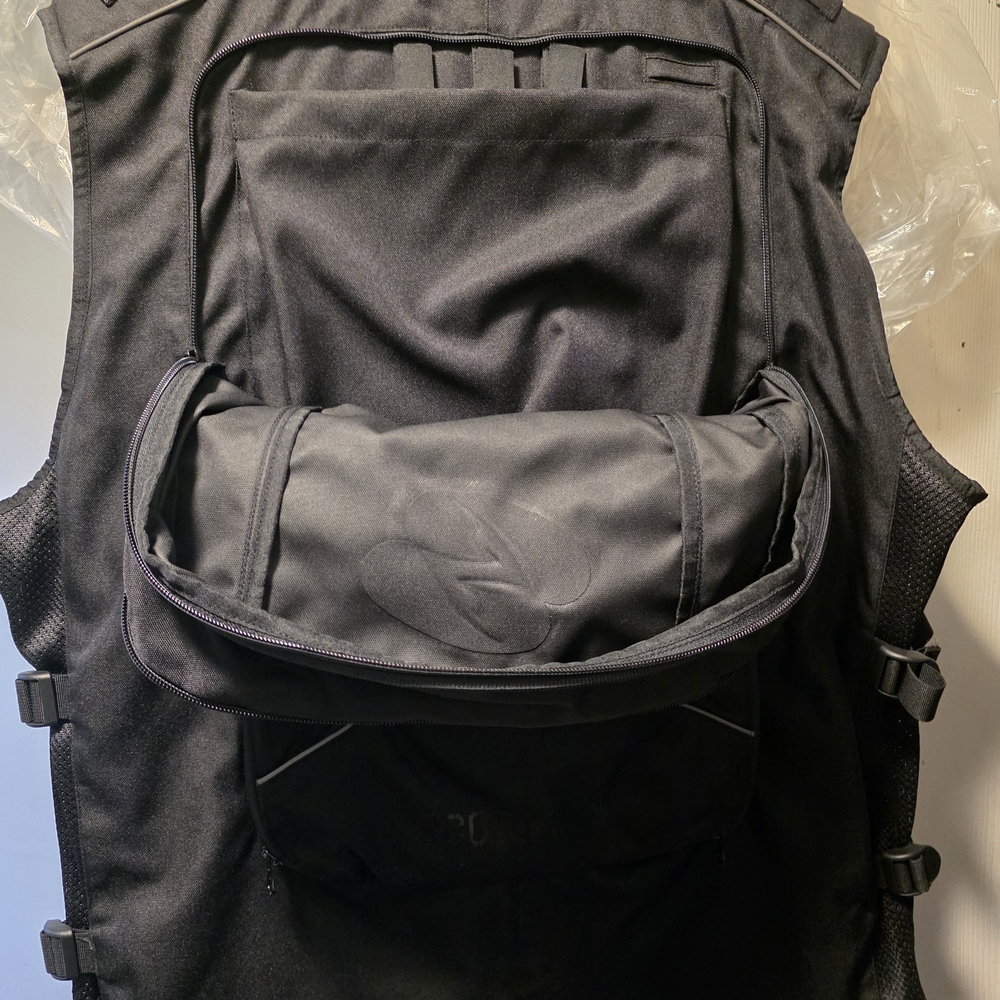 Scorpio Sol Black Performance Jacket NWT - image 6